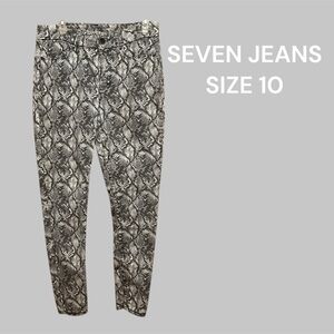 SEVEN BRAND SNAKE SKIN LOOK JEANS SIZE 10 GENTLY WORN